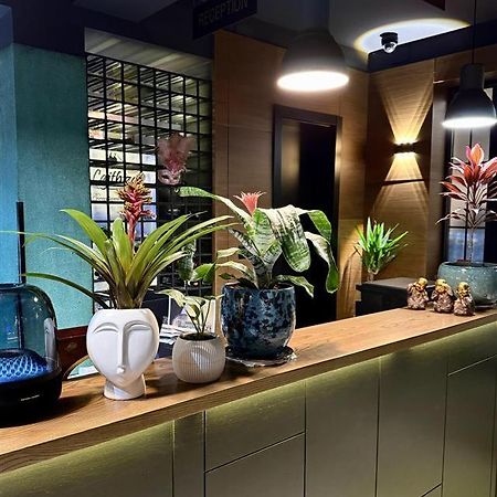 Vila 90 Boutique Hotel Tiranë Eksteriør bilde