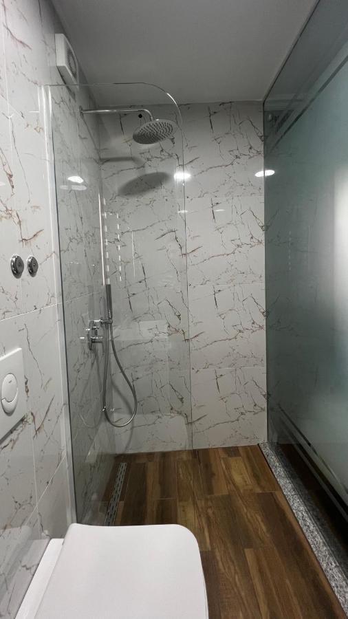 Vila 90 Boutique Hotel Tiranë Eksteriør bilde