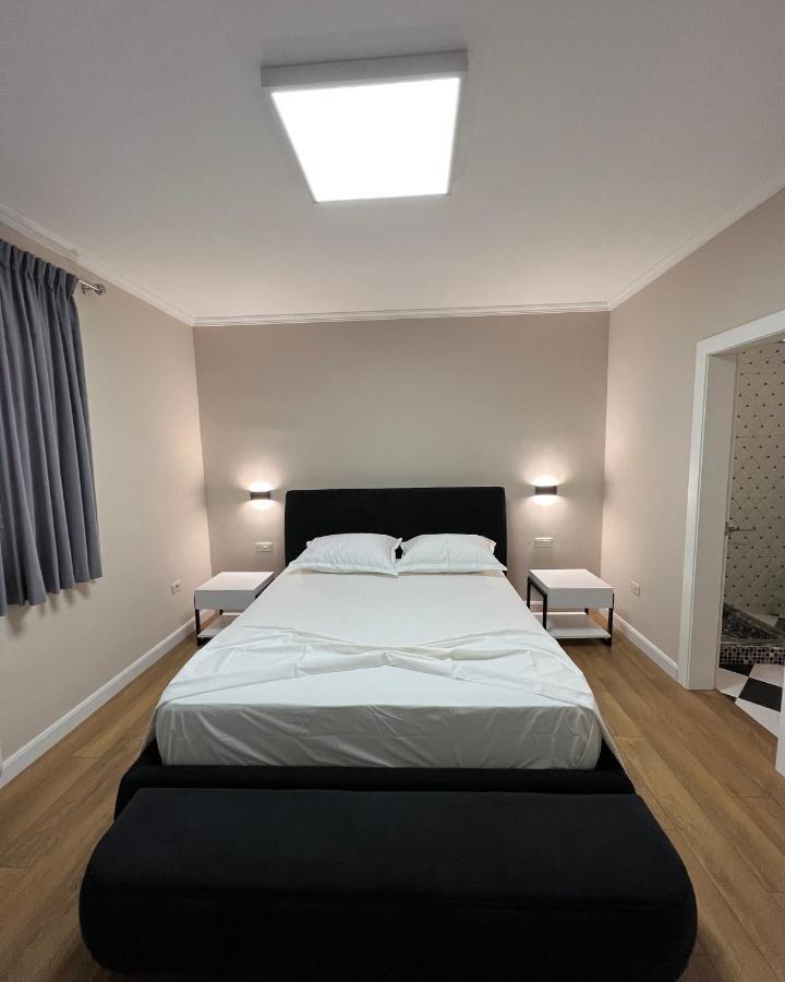 Vila 90 Boutique Hotel Tiranë Eksteriør bilde