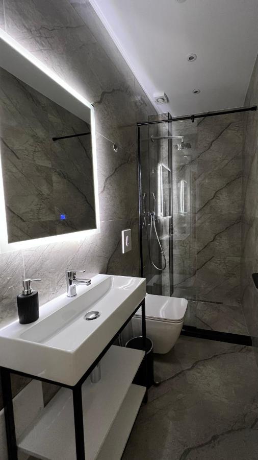 Vila 90 Boutique Hotel Tiranë Eksteriør bilde