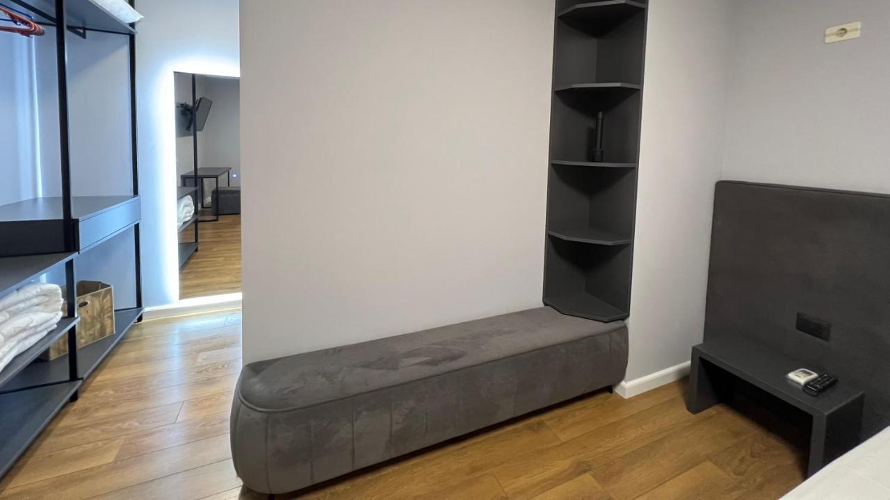 Vila 90 Boutique Hotel Tiranë Eksteriør bilde